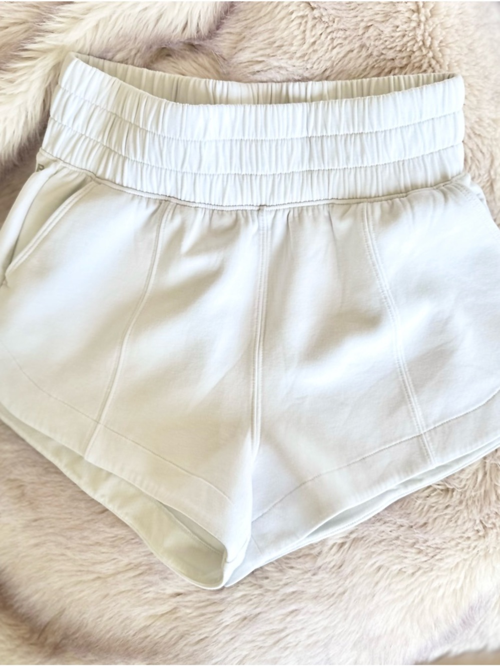 Abercrombie & Fitch White High-Rise neoKNIT Athletic Shorts